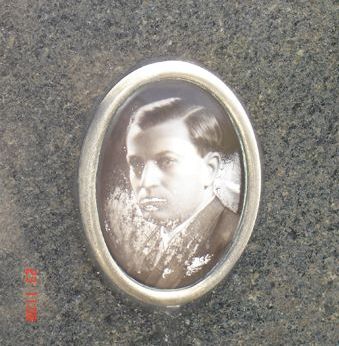 Yehuda Lev (Leopoldo)